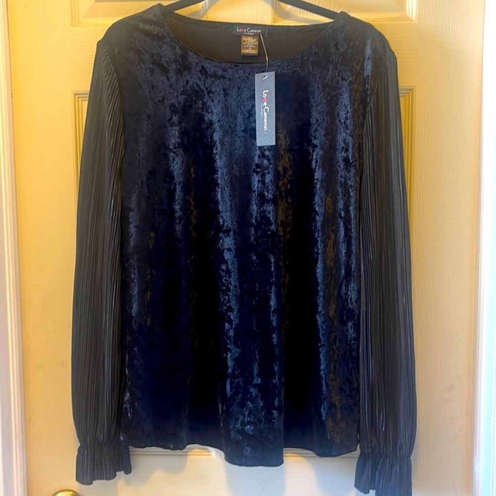 Velvet Blouse 🐦‍⬛🗝️🕷️♟️